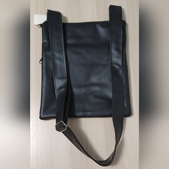 Echoes in the Attic Cross Body Bag NWT - Picture 4 of 7